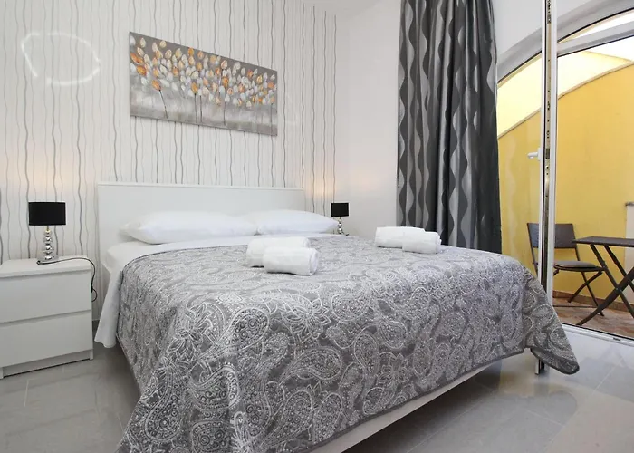 In Mit Eigener Terrasse By Interhome Baška